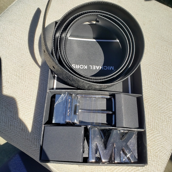 MICHAEL KORS 4 IN 1 MEN BELT BLACK LEATHER - Picture 3 of 7